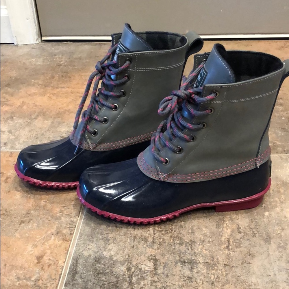 G.H. Bass & Co. boots